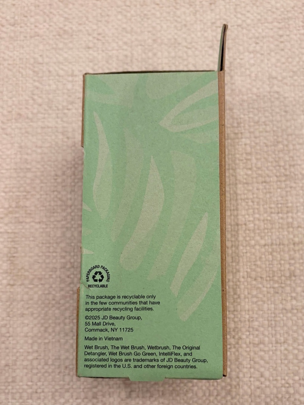 NWT/Wet Brush Go Green Palm Detangler - Picture 5 of 9